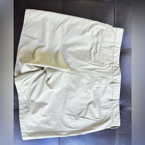 Men’s Gap Shorts Quick dry and cooling shorts.